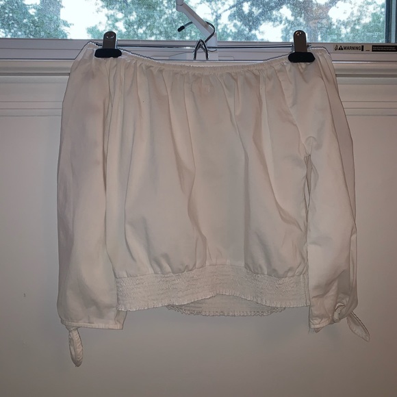 Hollister White Off The Shoulder Embroidered Top - Picture 3 of 5